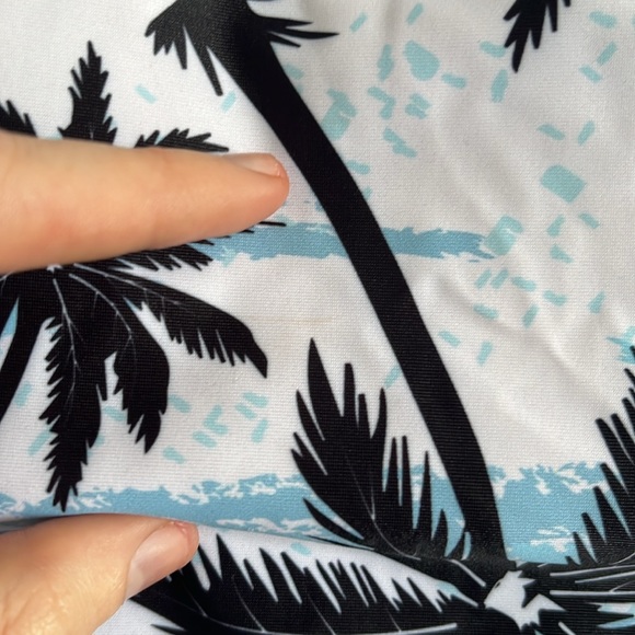 Tropical theme swim top long sleeve women’s small/medium - Picture 10 of 10